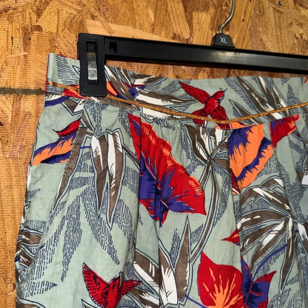 VTG Retro Hawaiian Floral Print Wrap Shorts Green Summer Resort Coastal Beachy S - Picture 3 of 5